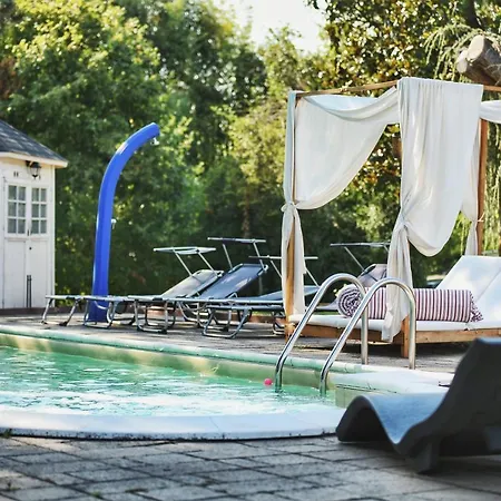 Sequoia Villa
