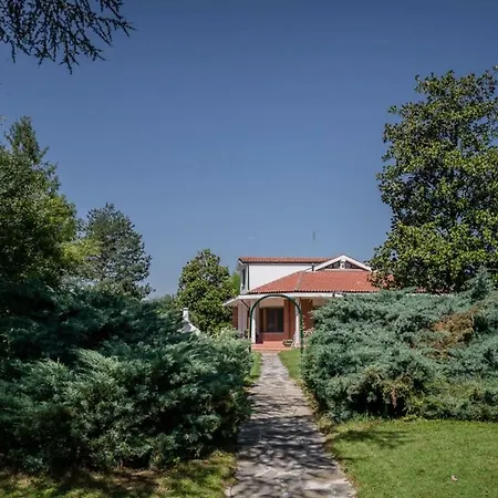 Sequoia Villa Leini