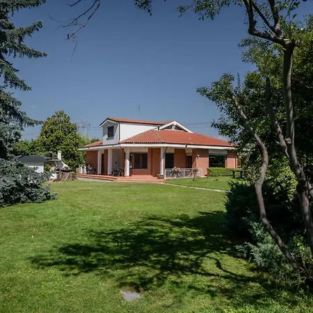 Sequoia Villa *