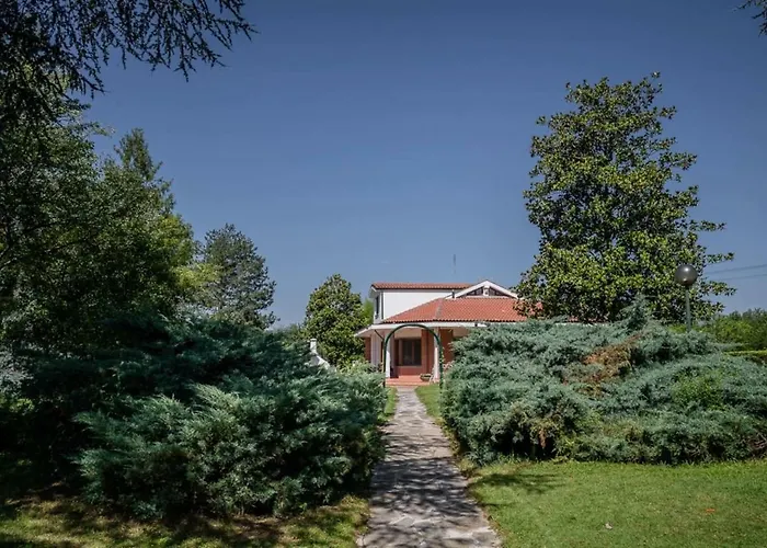 Sequoia Villa Leini