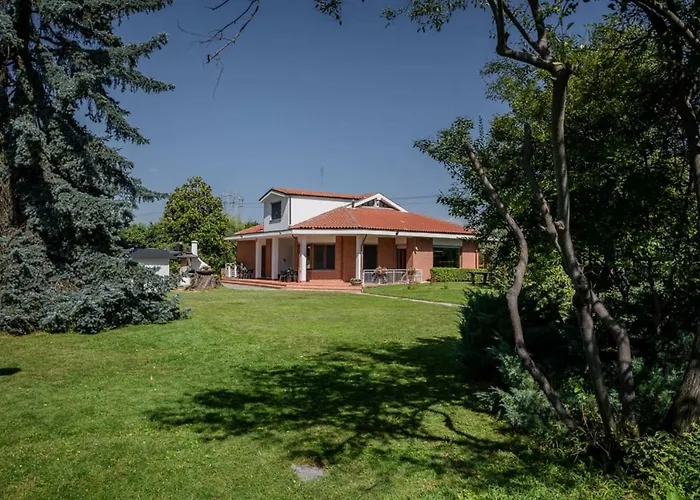 Sequoia Villa *